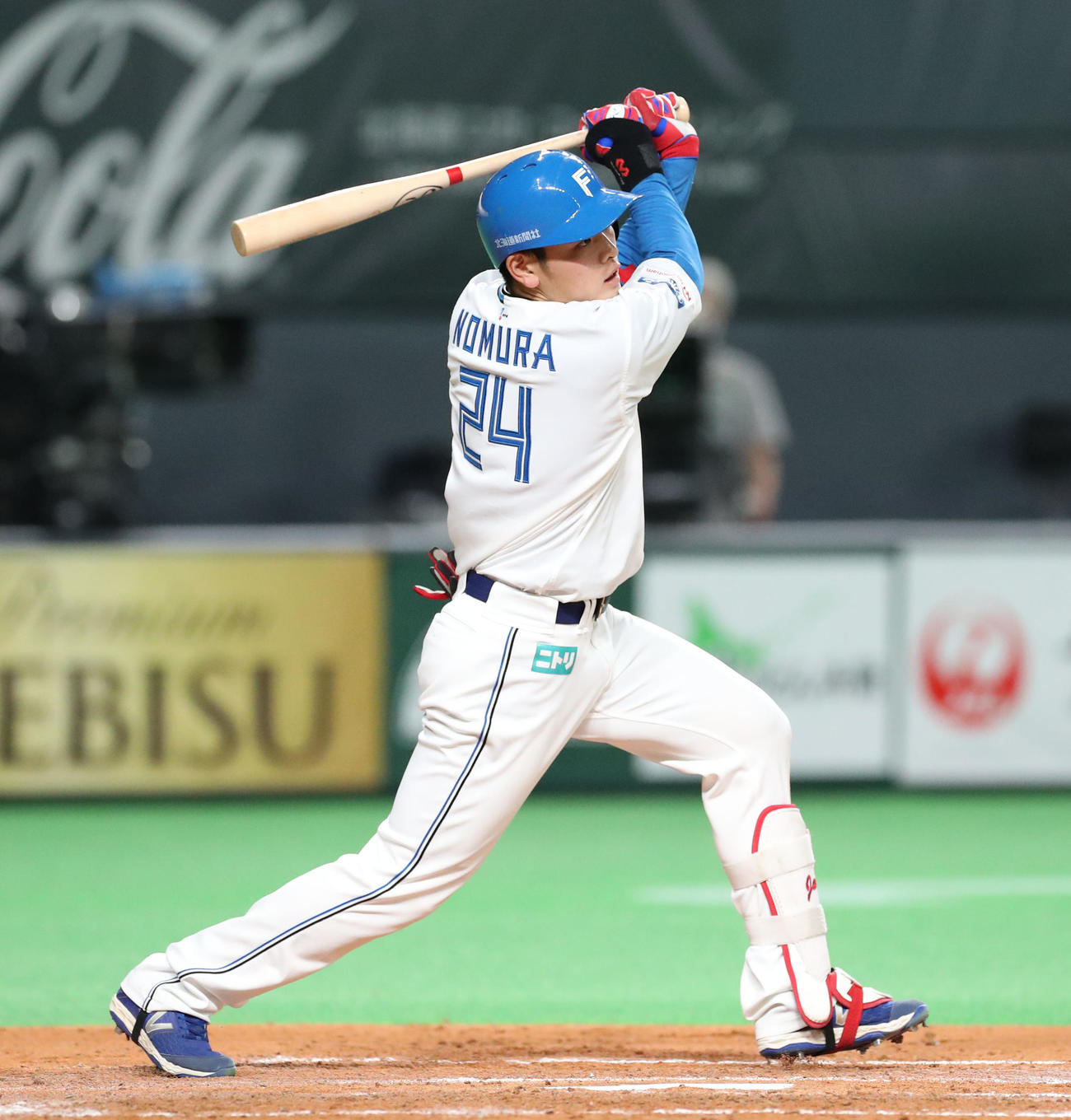 日本ハム対オリックス　2回裏日本ハム2死二塁、野村は右前適時打を放つ（撮影・佐藤翔太）
