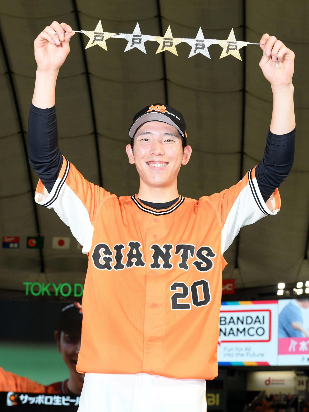 今季5勝目を挙げた巨人戸郷（撮影・たえ見朱実）