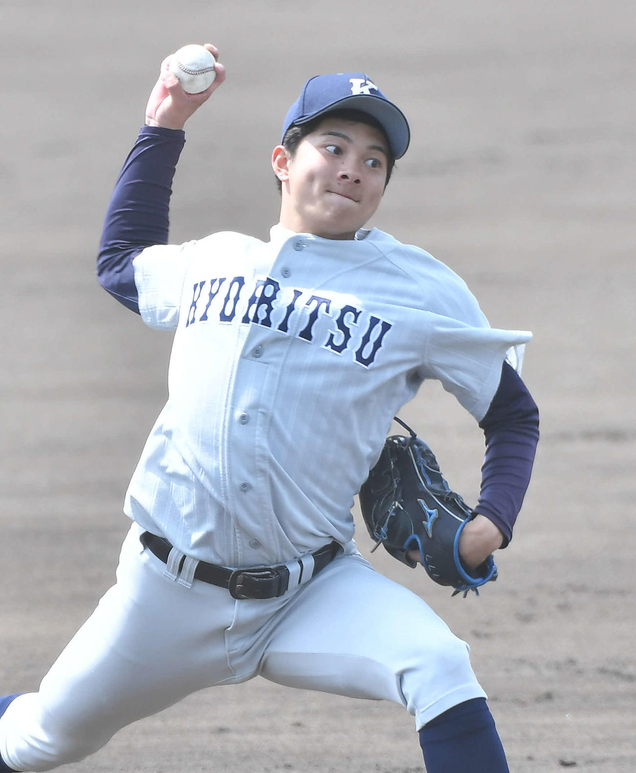九産大対九共大　九共大先発の斉藤隆（撮影・岩下翔太）