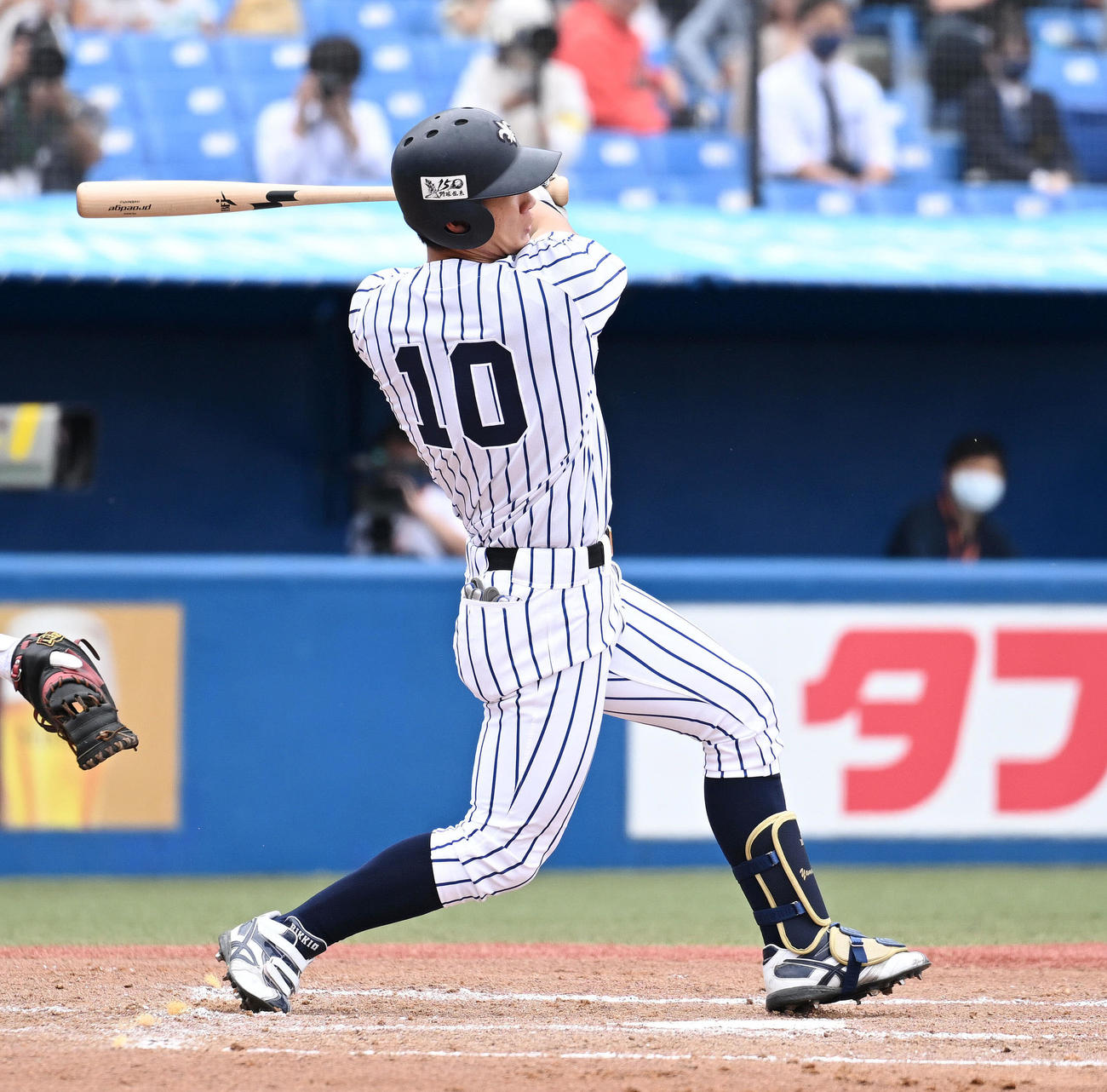 早大対立大　1回裏立大1死一、三塁、山田は先制の中前適時打を放つ（撮影・滝沢徹郎）