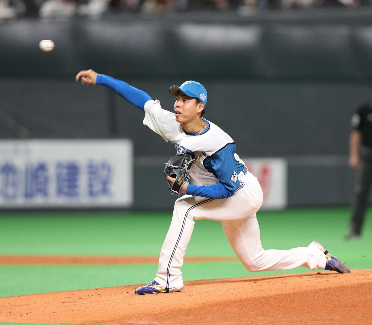 日本ハム対ソフトバンク　日本ハム先発の杉浦（撮影・黒川智章）