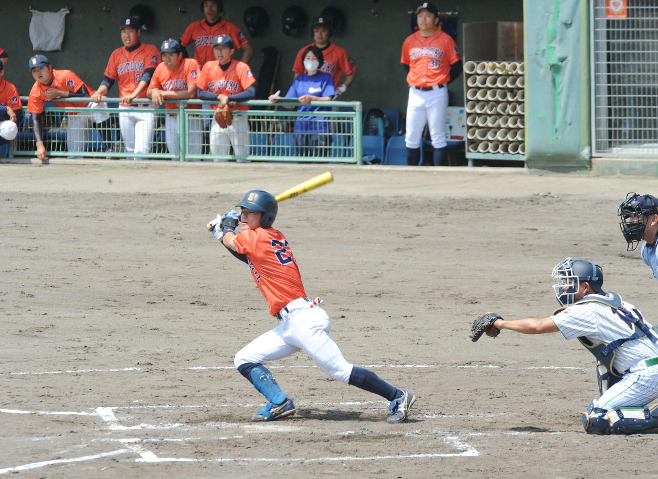 先制2点適時打を放った静岡大の荒井　
