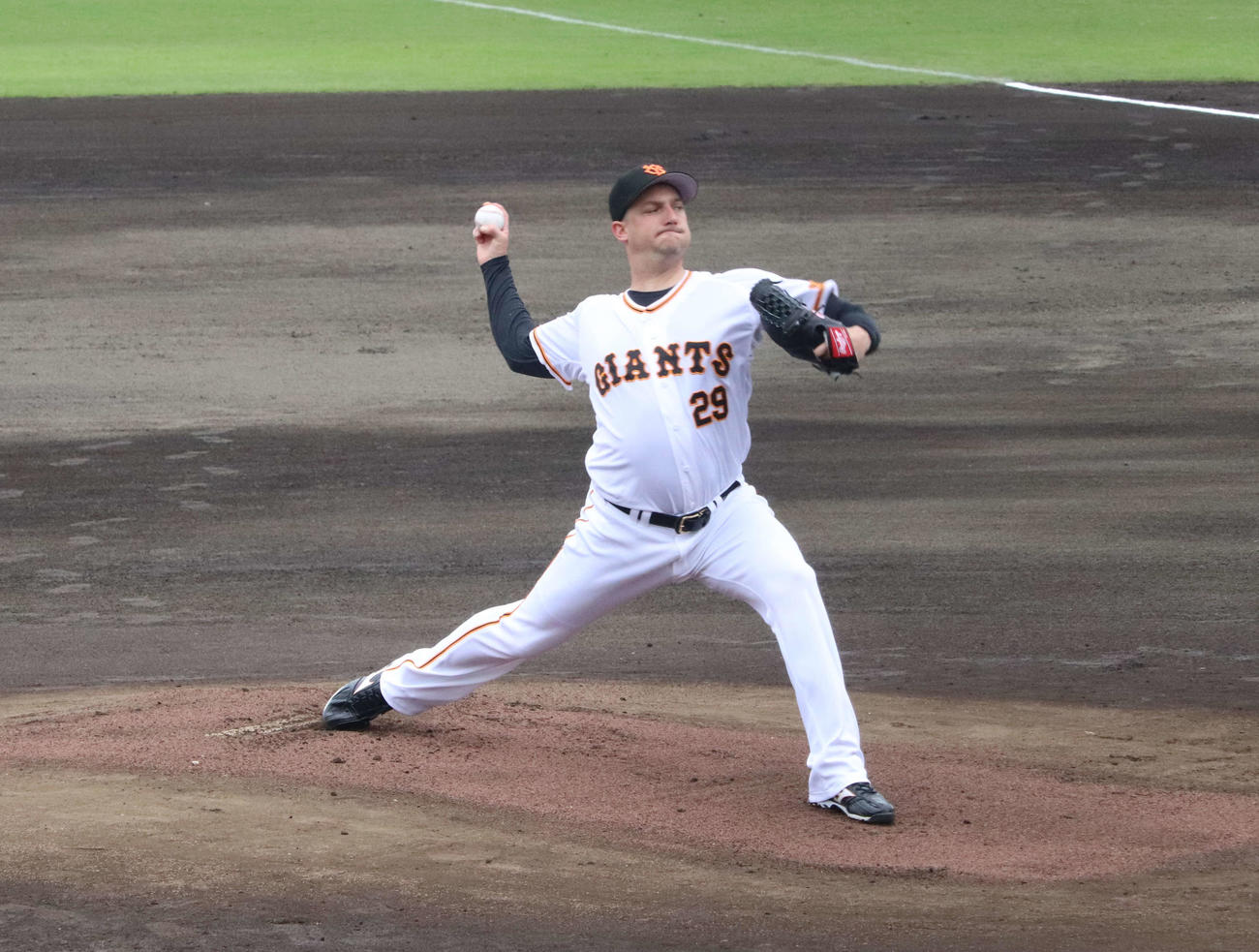 イースタン・リーグDeNA戦に先発し、5回2安打無失点と好投した巨人アンドリース（撮影・小早川宗一郎）