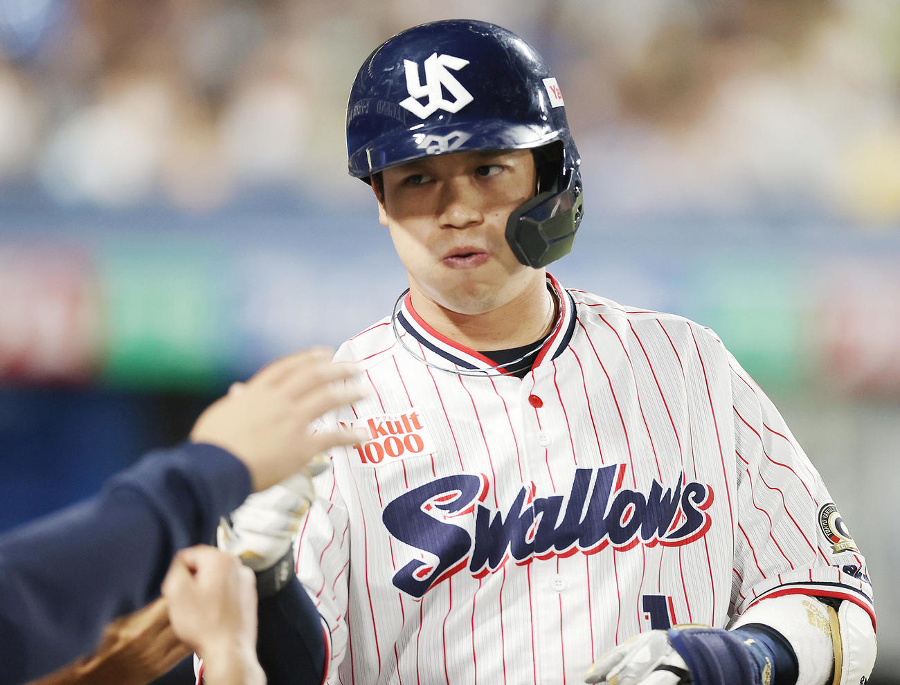 ヤクルト対阪神　6回裏ヤクルト2死、ソロ本塁打を放つ山田（撮影・狩俣裕三）