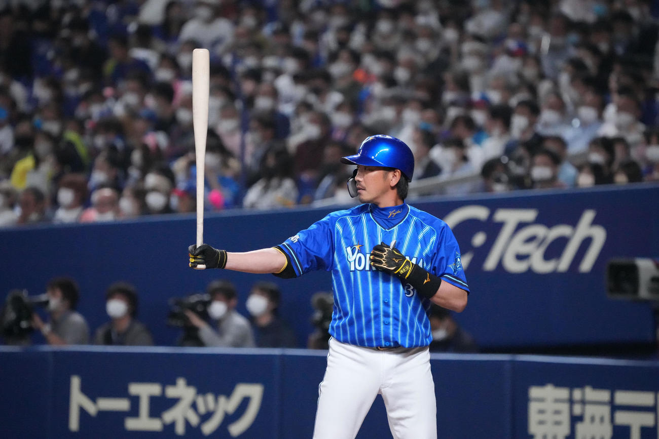 中日対DeNA 7回表DeNA2死満塁、代打で打席に立つ藤田（撮影・森本幸一）