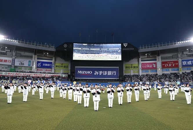 6月24日のロッテ－オリックスで習志野高校吹奏楽部がパフォーマンスを行う（球団提供）