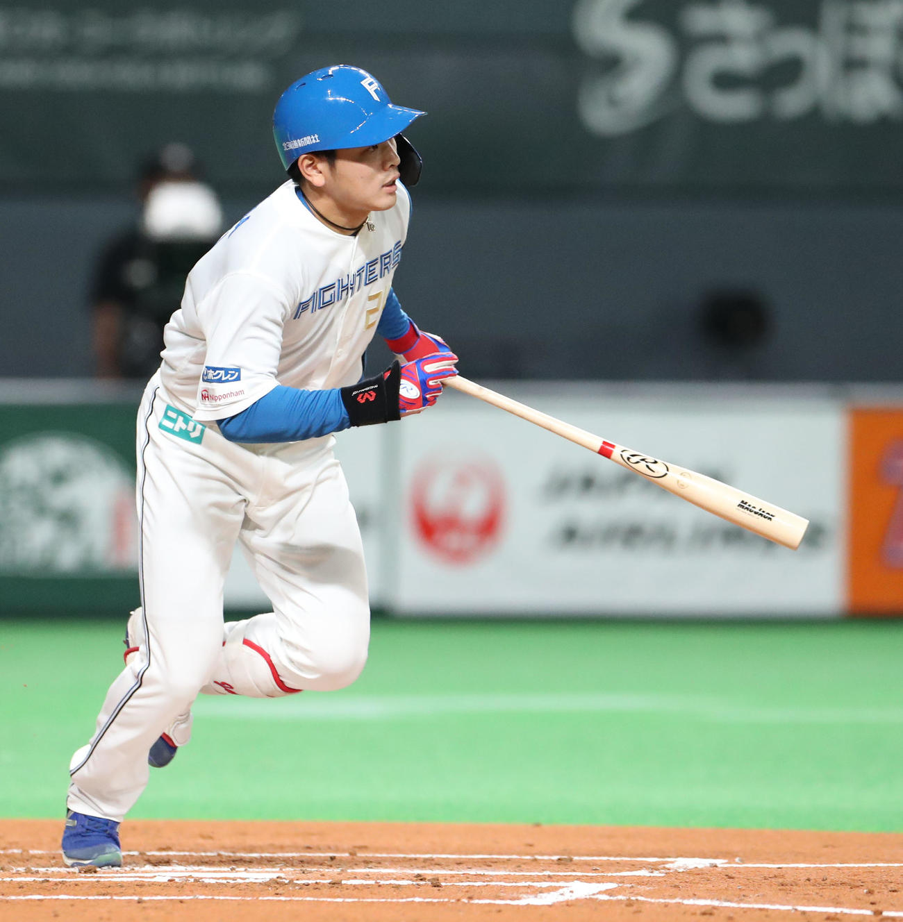 日本ハム対西武　1回裏日本ハム2死三塁、野村は先制となる右前適時打を放つ（撮影・佐藤翔太）