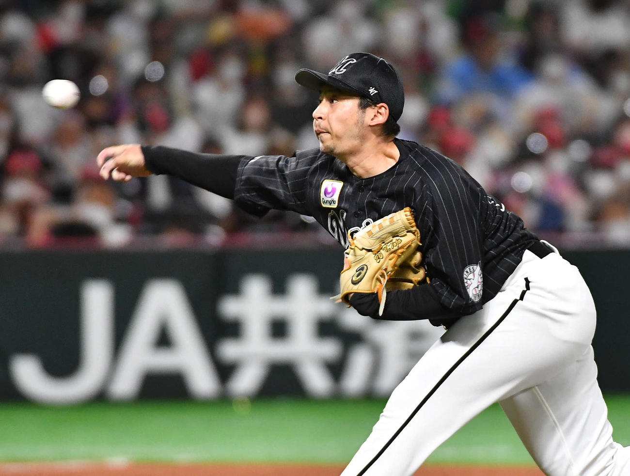 ソフトバンク対ロッテ　7回裏より登板したロッテ2番手の東條（撮影・岩下翔太）