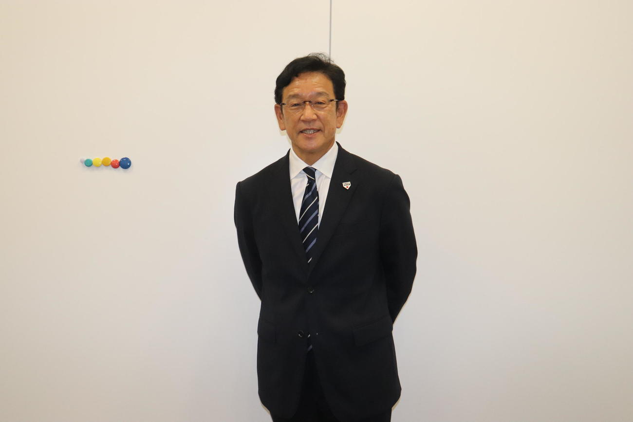 プロ野球をどうチェックしているのか、考えを披露した侍ジャパン栗山監督（撮影・古川真弥）