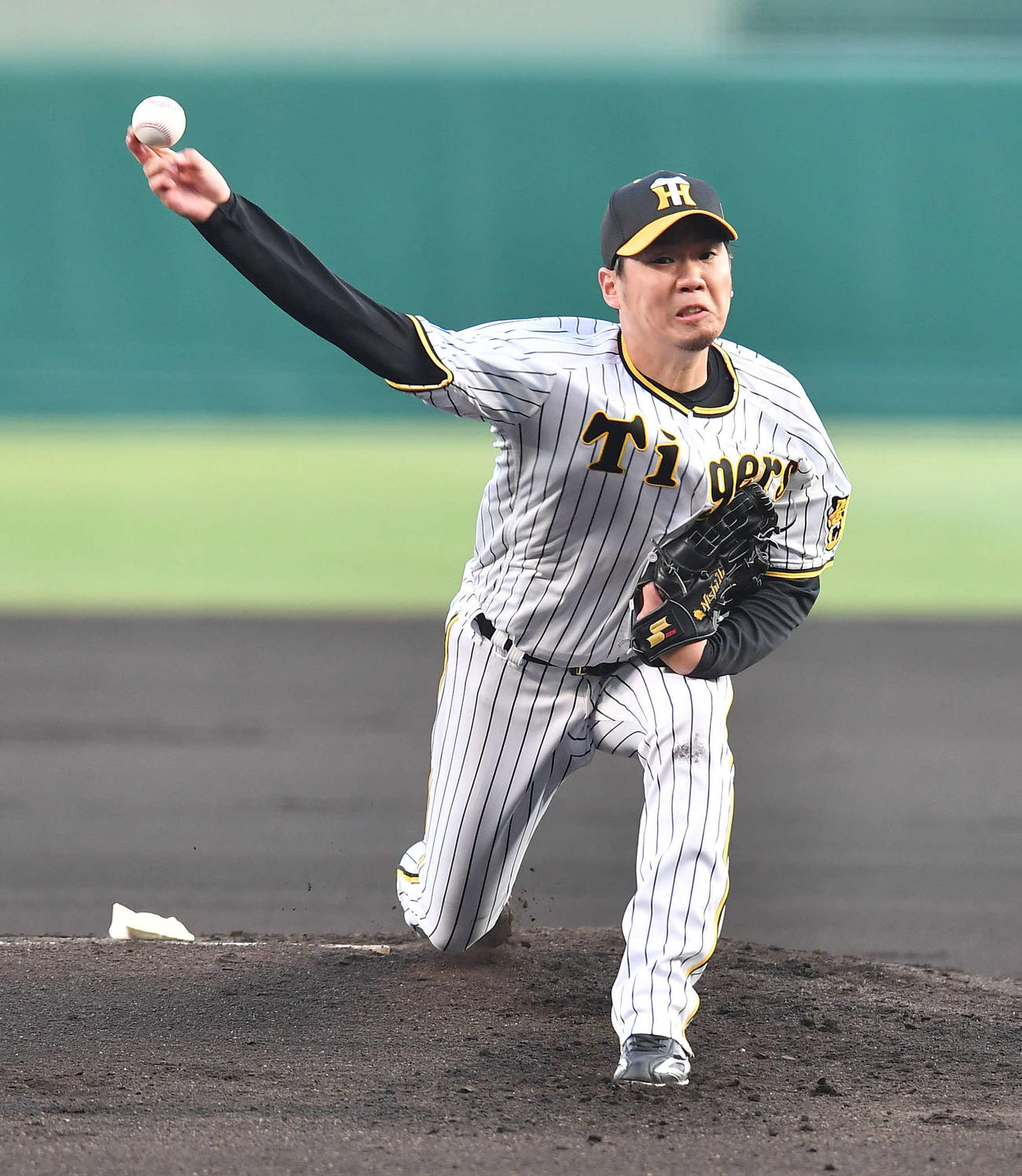 阪神対楽天　阪神先発の西勇（撮影・岩下翔太）