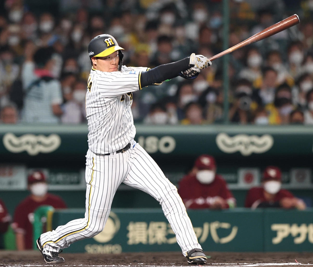 阪神対楽天　6回裏阪神2死二塁、大山は先制の中前適時打を放つ（撮影・上山淳一）