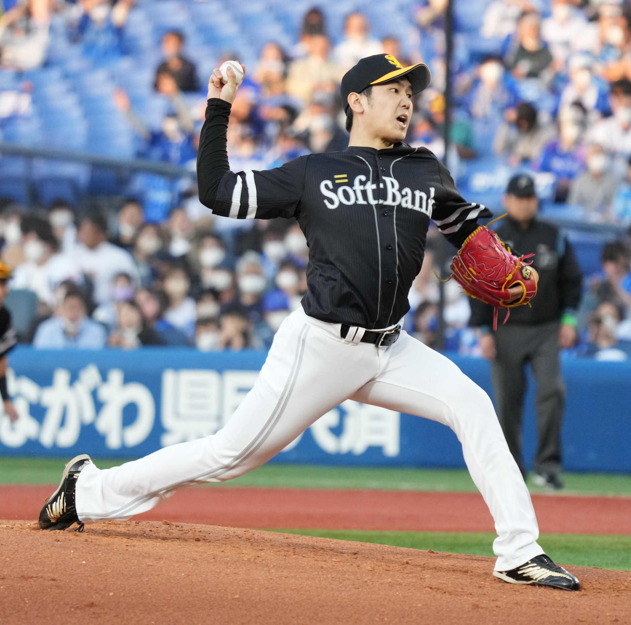 DeNA対ソフトバンク　ソフトバンク先発石川（撮影・小沢裕）
