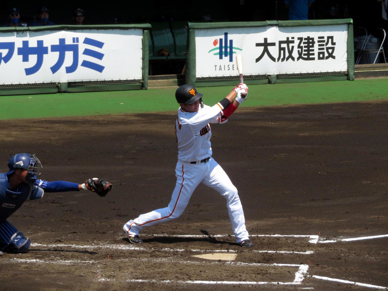 巨人3軍戦で25日ぶりに実戦復帰した坂本は、1回2死走者なしで遊ゴロに倒れる（撮影・三須一紀）