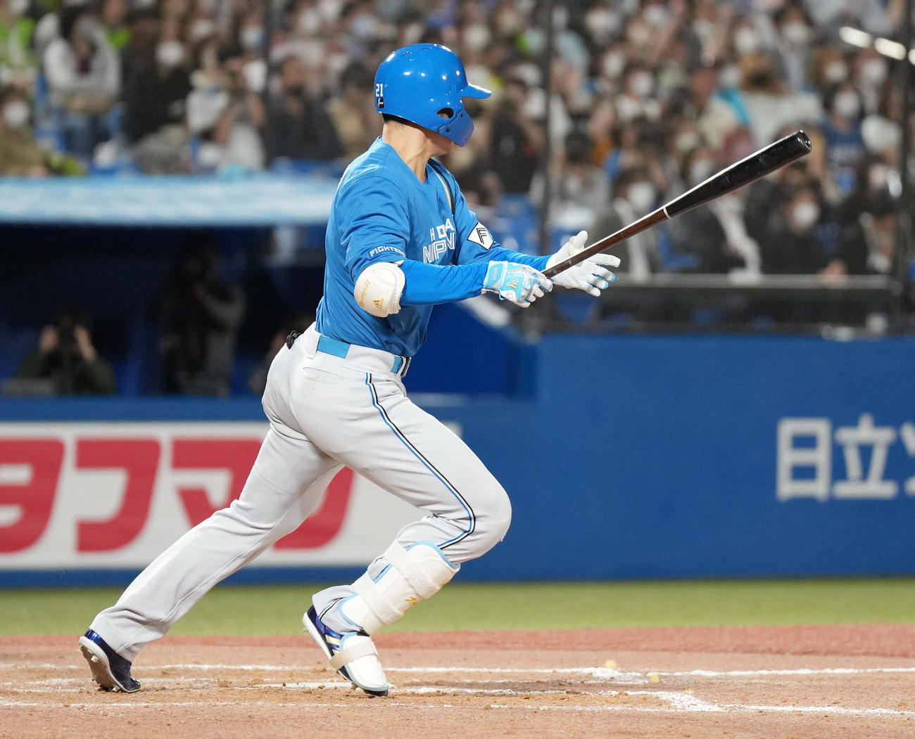 ヤクルト対日本ハム　9回表日本ハム1死一、三塁、中適時打を放つ清宮（撮影・菅敏）