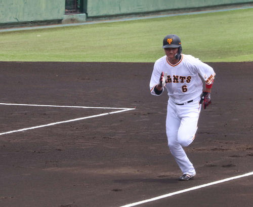 巨人 坂本勇人３番dh 復帰２戦目で初安打 ８番捕手の育成坂本勇人と共演 ３軍戦打席速報 プロ野球 日刊スポーツ