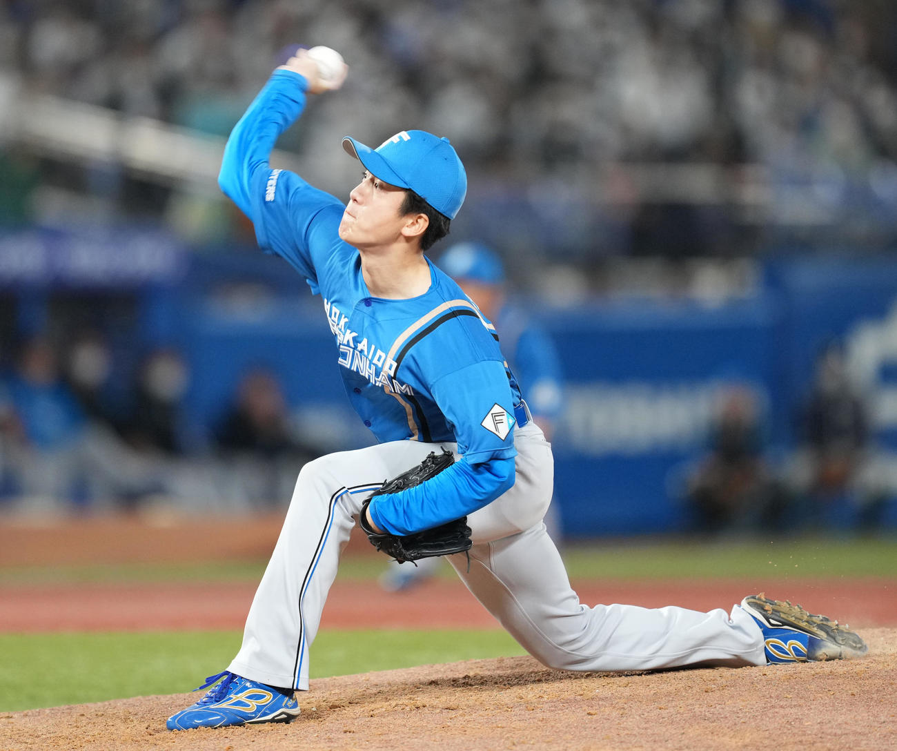 ヤクルト対日本ハム　10回、5番手で登板した日本ハム北山（撮影・菅敏）