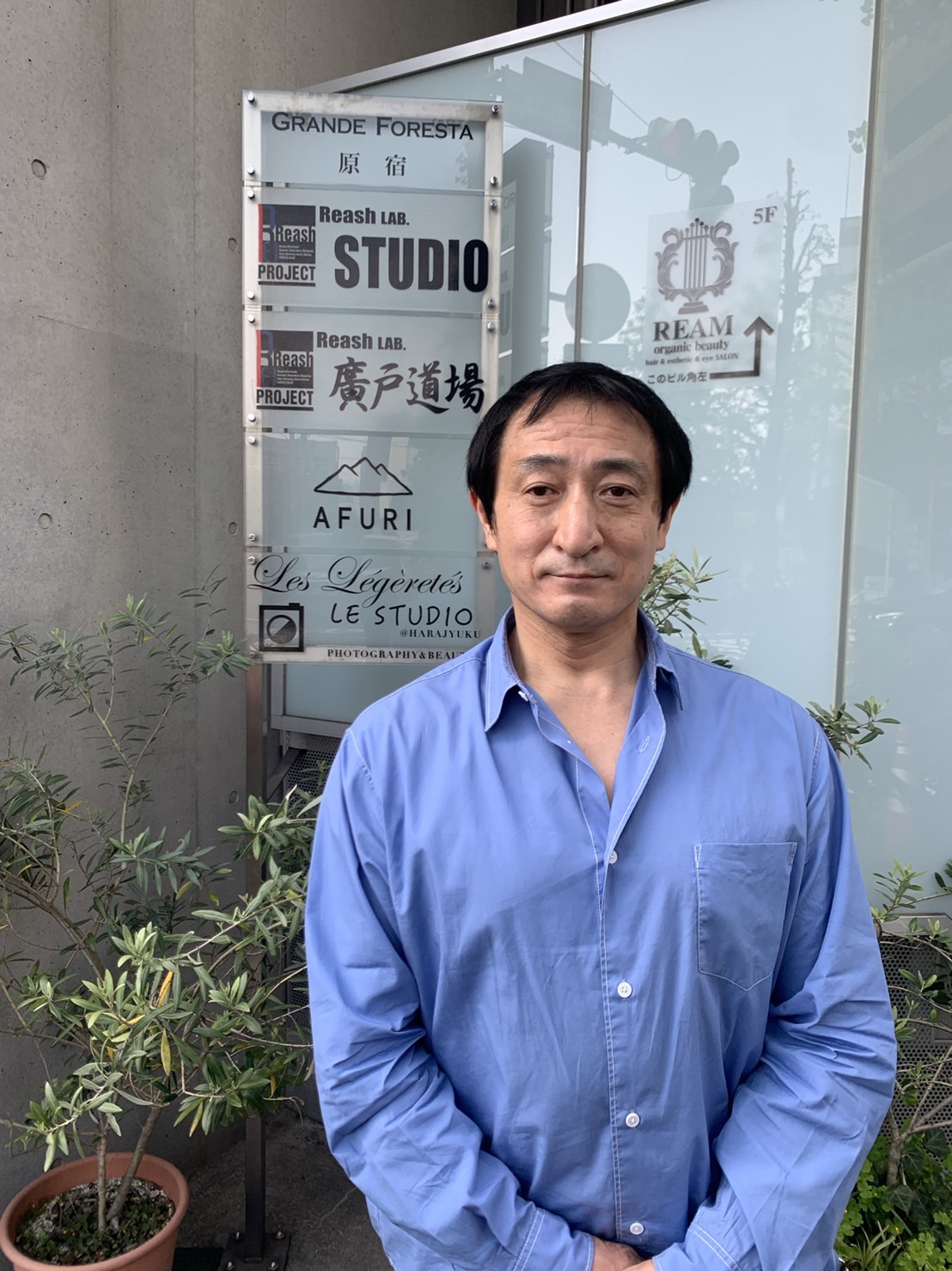 「4スタンス理論」の提唱者でスポーツ整体師の広戸聡一氏（撮影・中野椋）