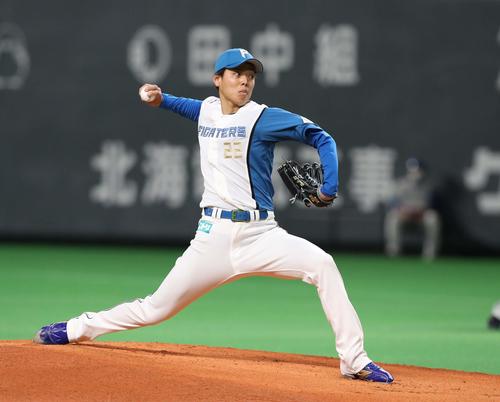 日本ハム対巨人　日本ハム先発の杉浦（撮影・黒川智章）