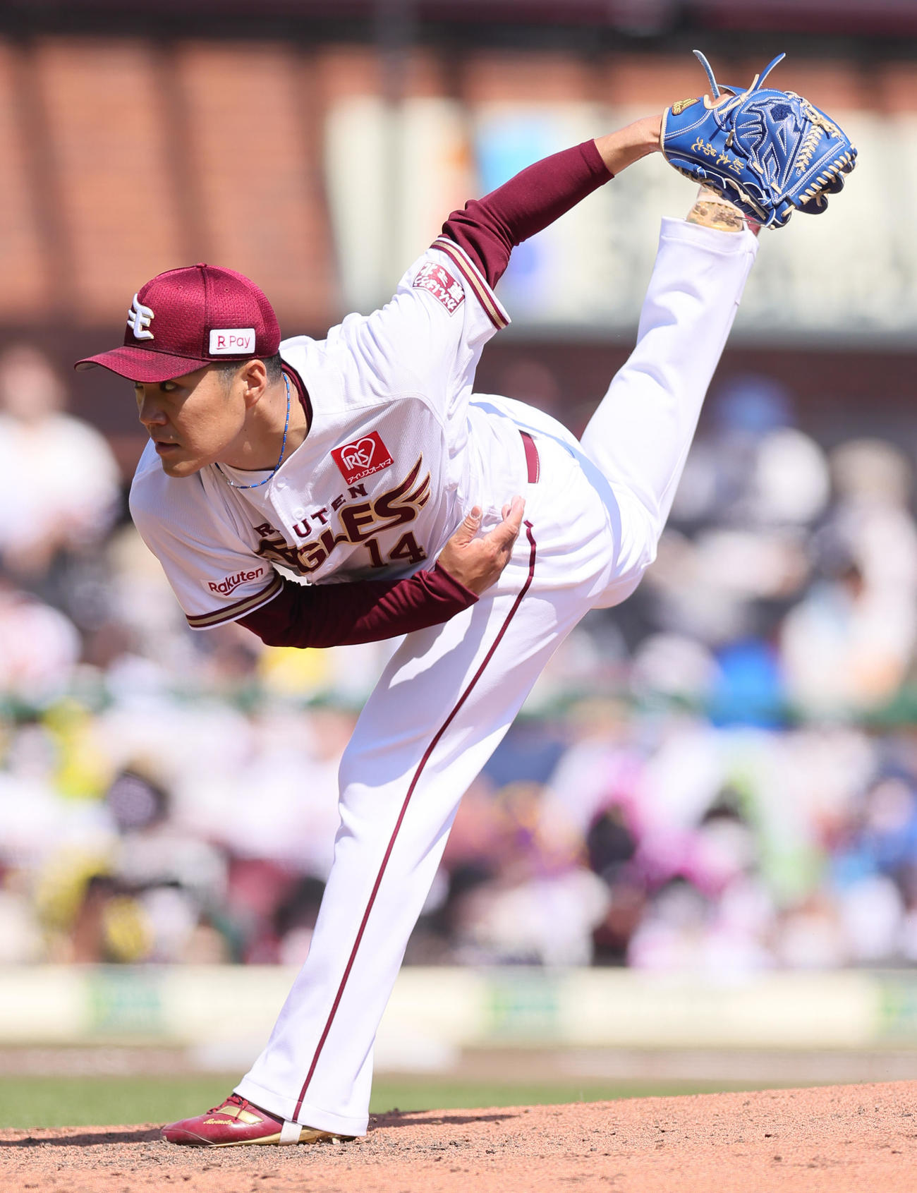 楽天対ヤクルト　楽天先発の則本（撮影・足立雅史）