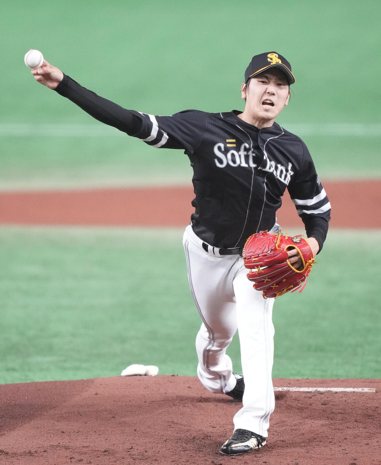 巨人対ソフトバンク　先発し力投するソフトバンク石川（撮影・鈴木みどり）