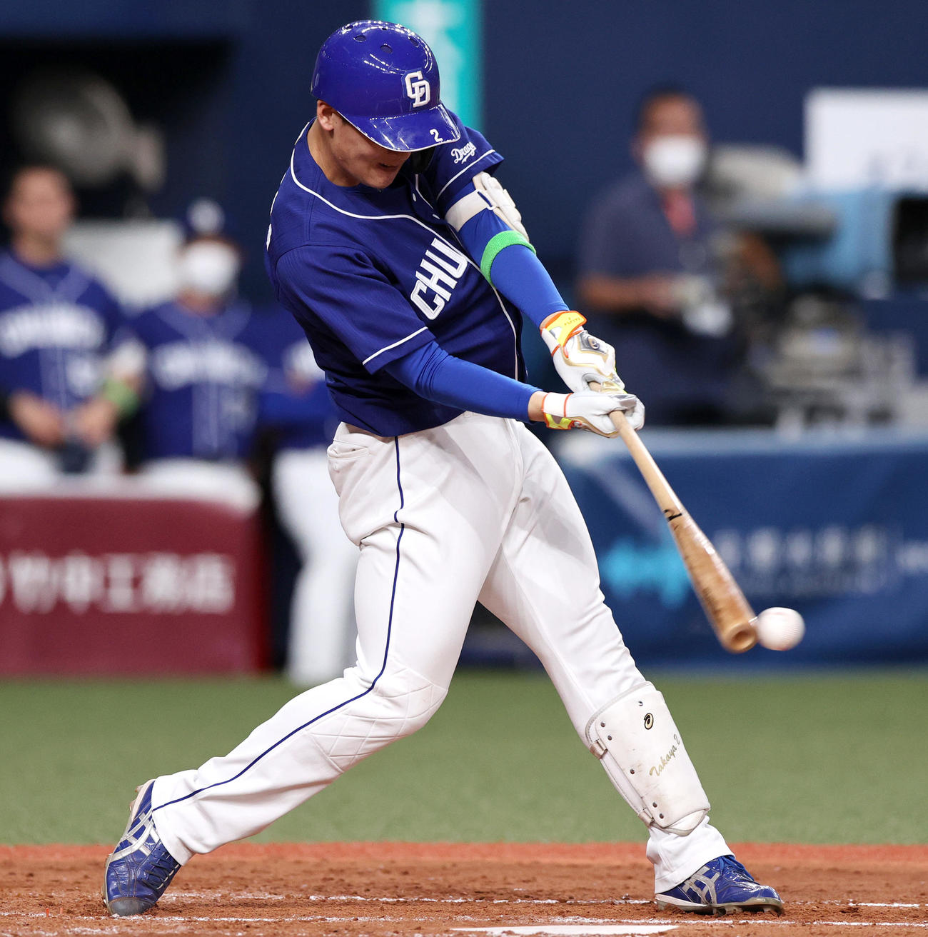 27日オリックス戦の4回、三ゴロに倒れる石川昂弥（撮影・上山淳一）