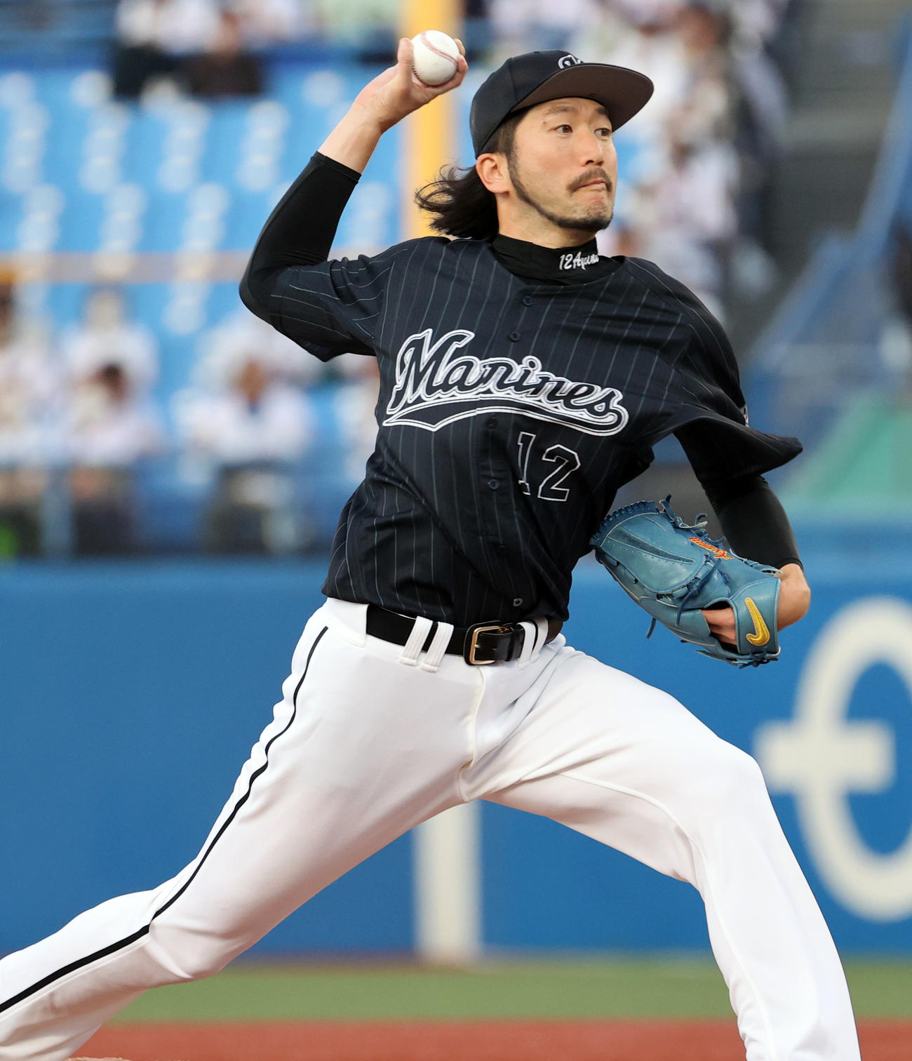 ヤクルト対ロッテ　ロッテ先発の石川（撮影・浅見桂子）