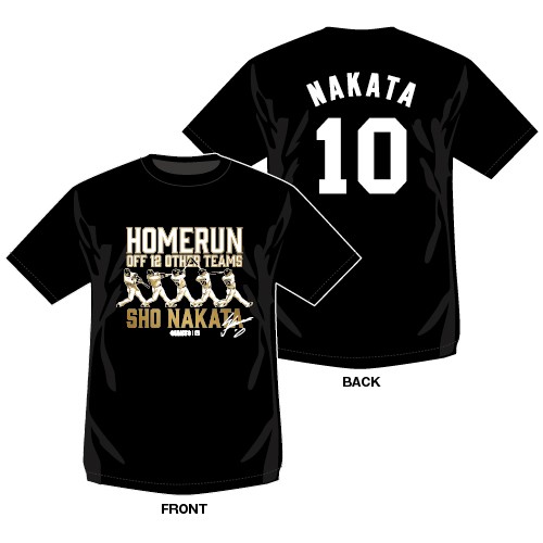 12球団本塁打を達成した巨人中田のTシャツ（球団提供）