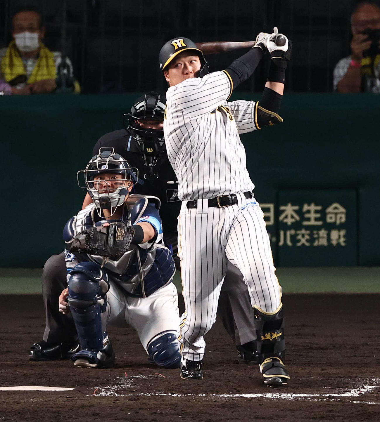 阪神対西武　5回裏阪神無死、大山は右前安打を放つ（撮影・上田博志）