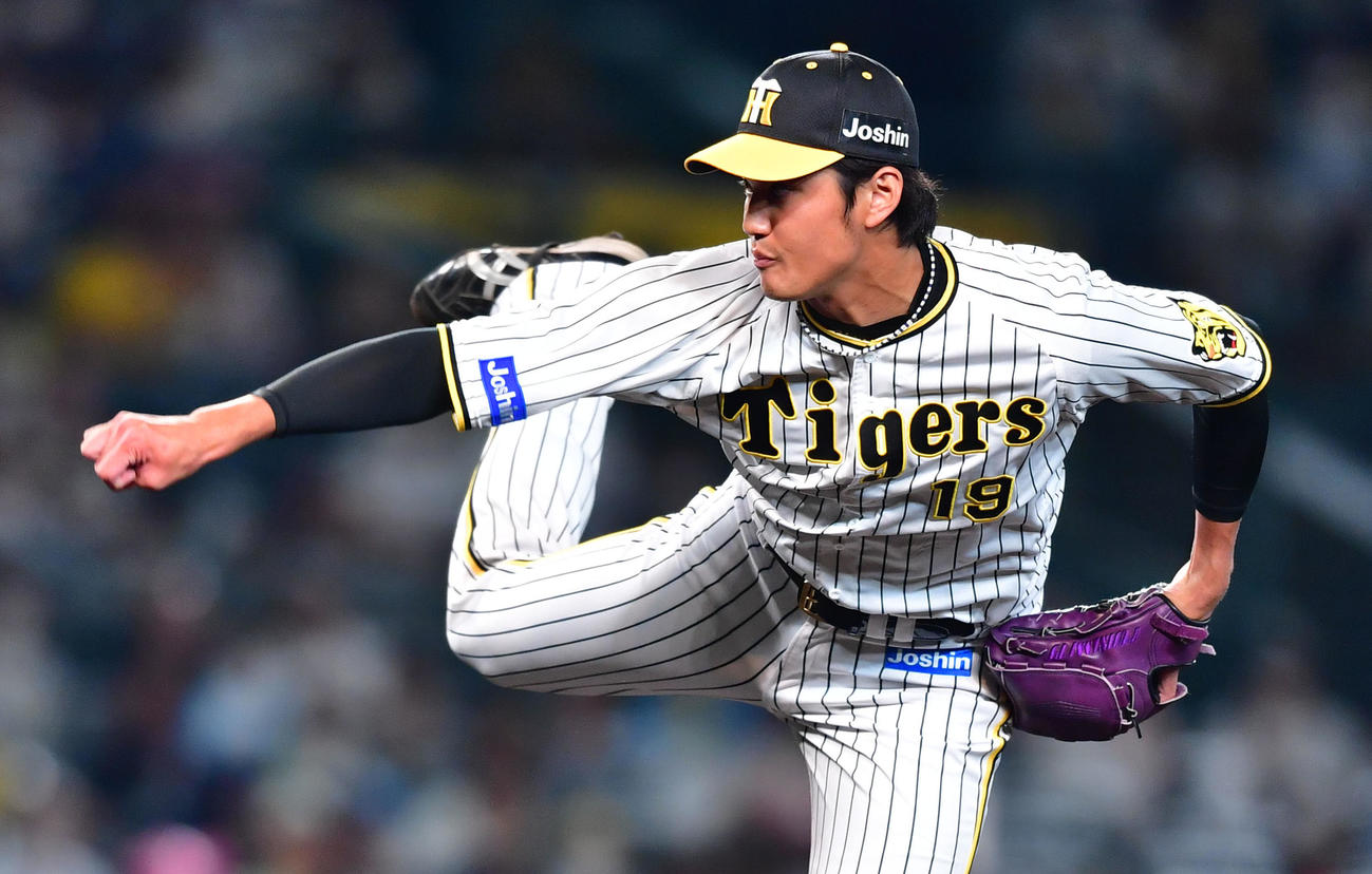 阪神対西武　阪神4番手の藤浪（撮影・前岡正明）