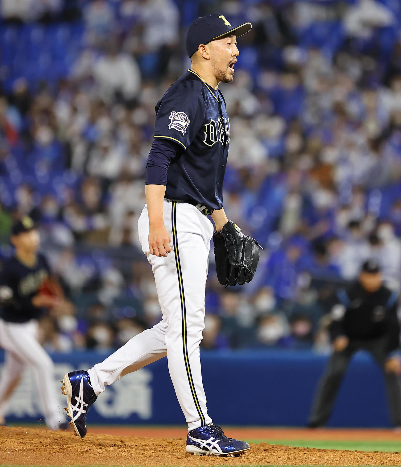 DeNA対オリックス　9回裏DeNA2死、牧を三振に仕留めほえる平野（撮影・垰建太）