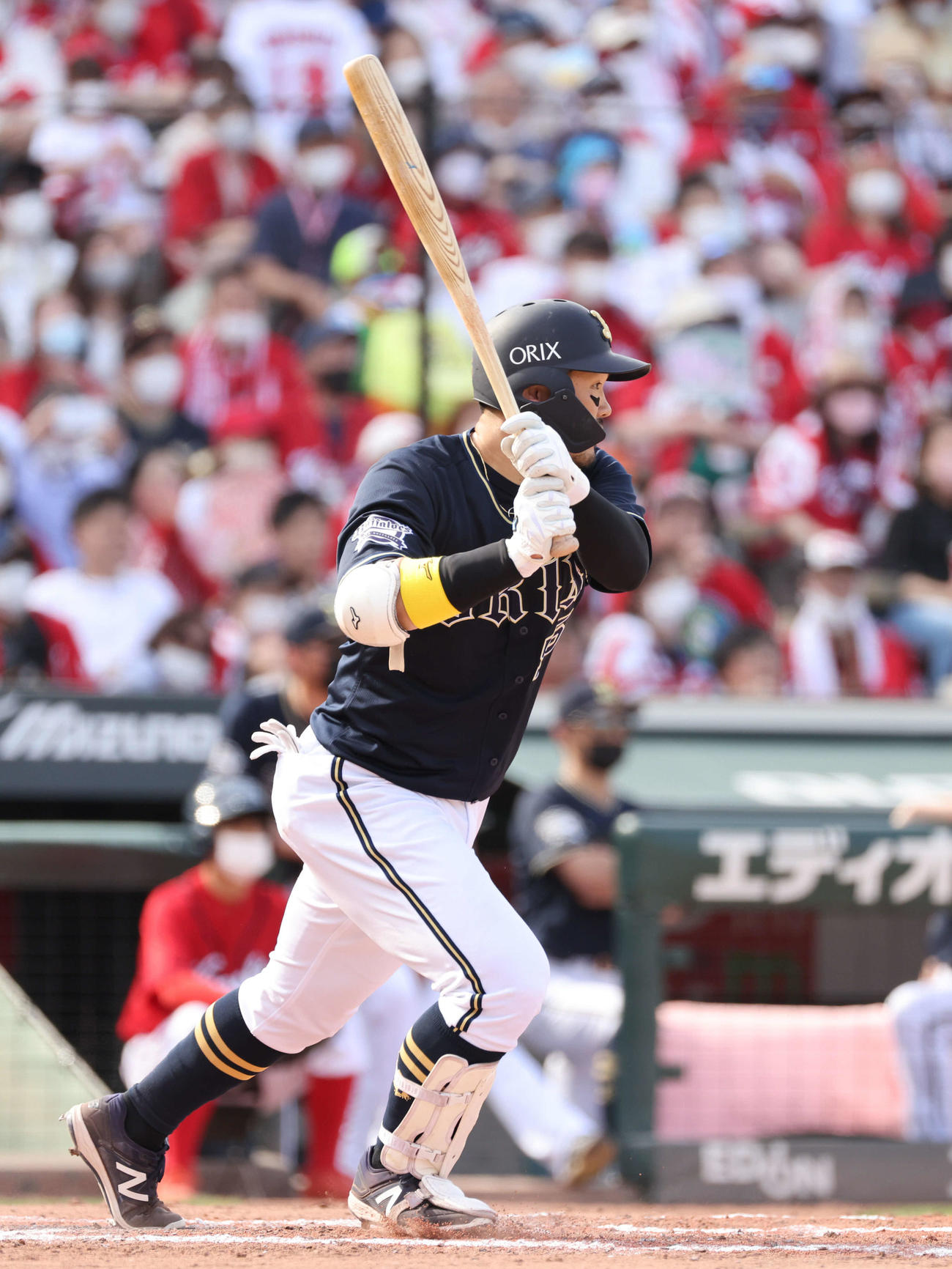 交流戦広島対オリックス　8回表オリックス2死一、二塁、T－岡田は勝ち越し中前適時打を放つ（撮影・加藤孝規）