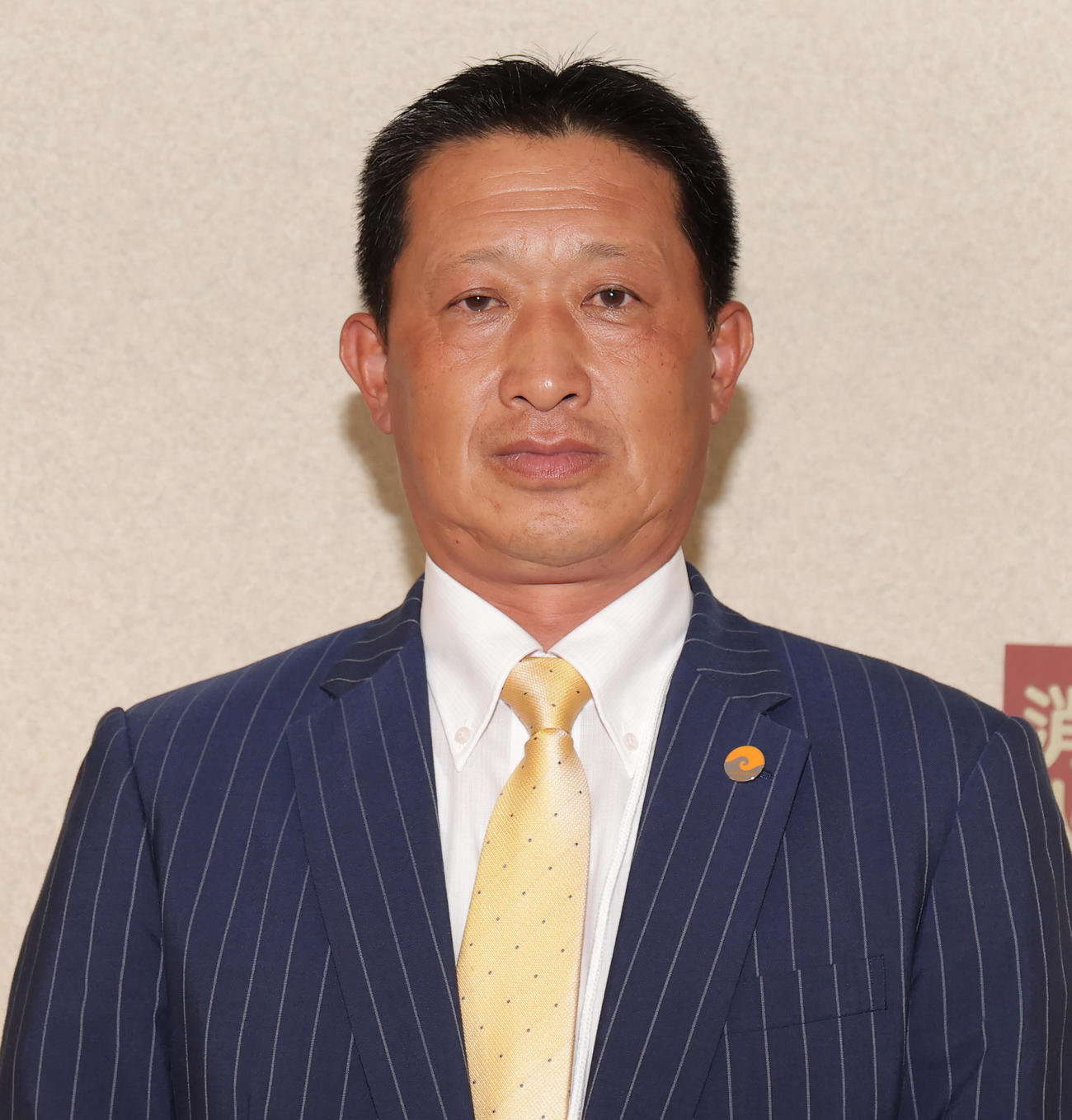 取材対応する和歌山大・大原監督（撮影・野上伸悟）