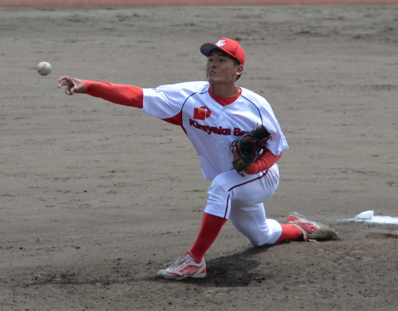 武田の後を受け7、8回を無失点に抑えたきらやか銀行・橋本