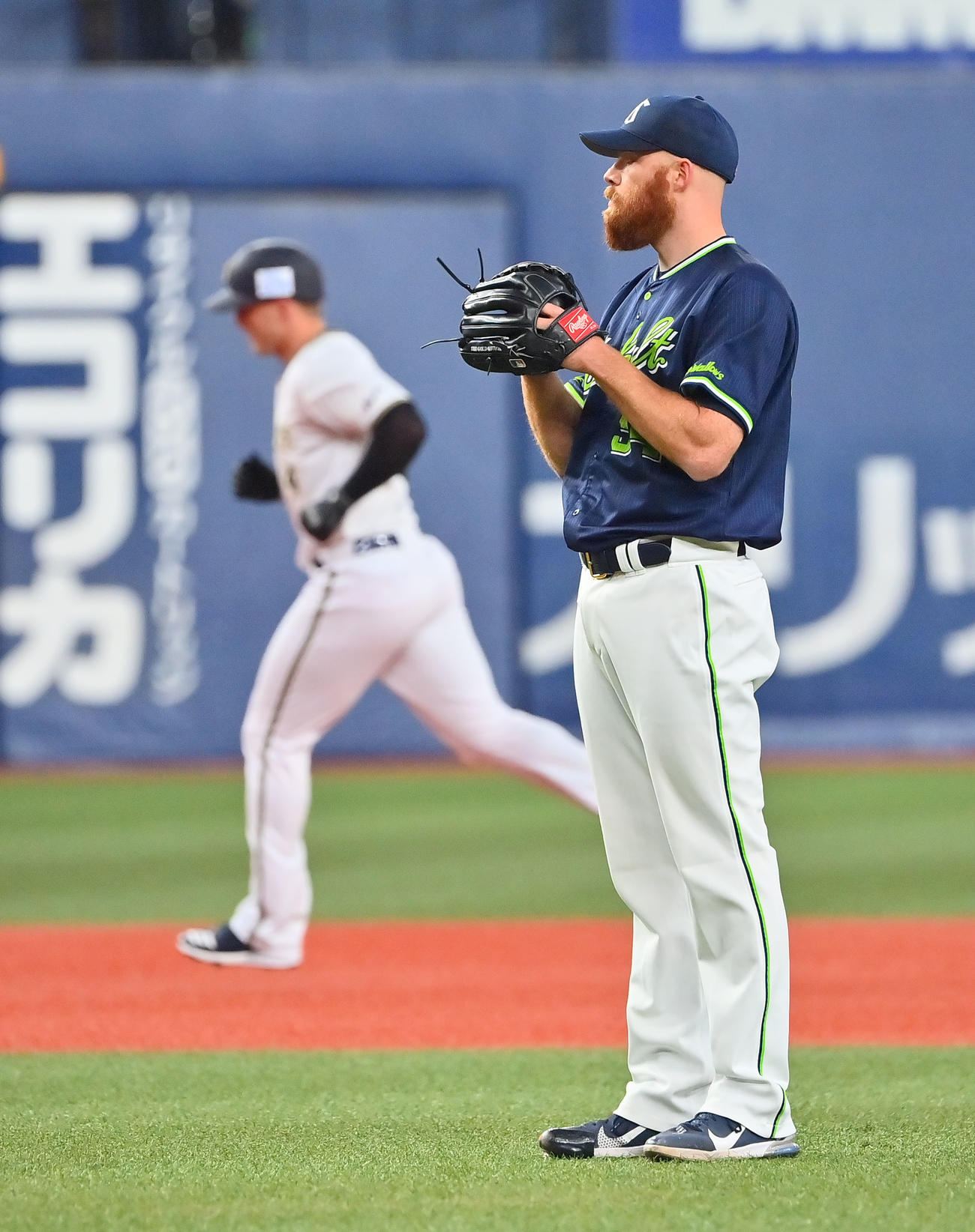 オリックス対ヤクルト　4回裏オリックス無死、マッカーシーに本塁打を浴びるサイスニード（撮影・和賀正仁）