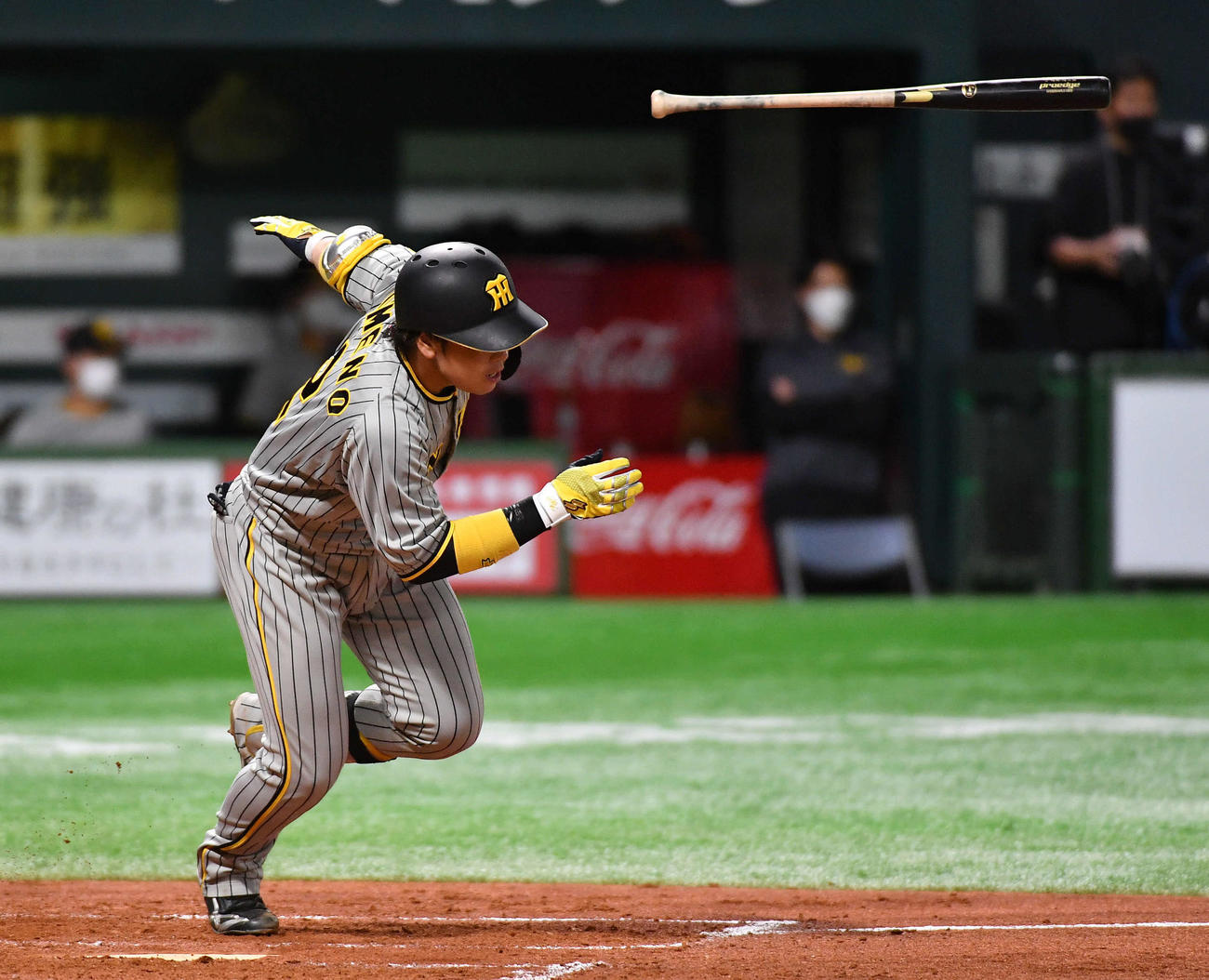 ソフトバンク対阪神　3回表阪神無死、梅野は中前安打を放つ（撮影・岩下翔太）