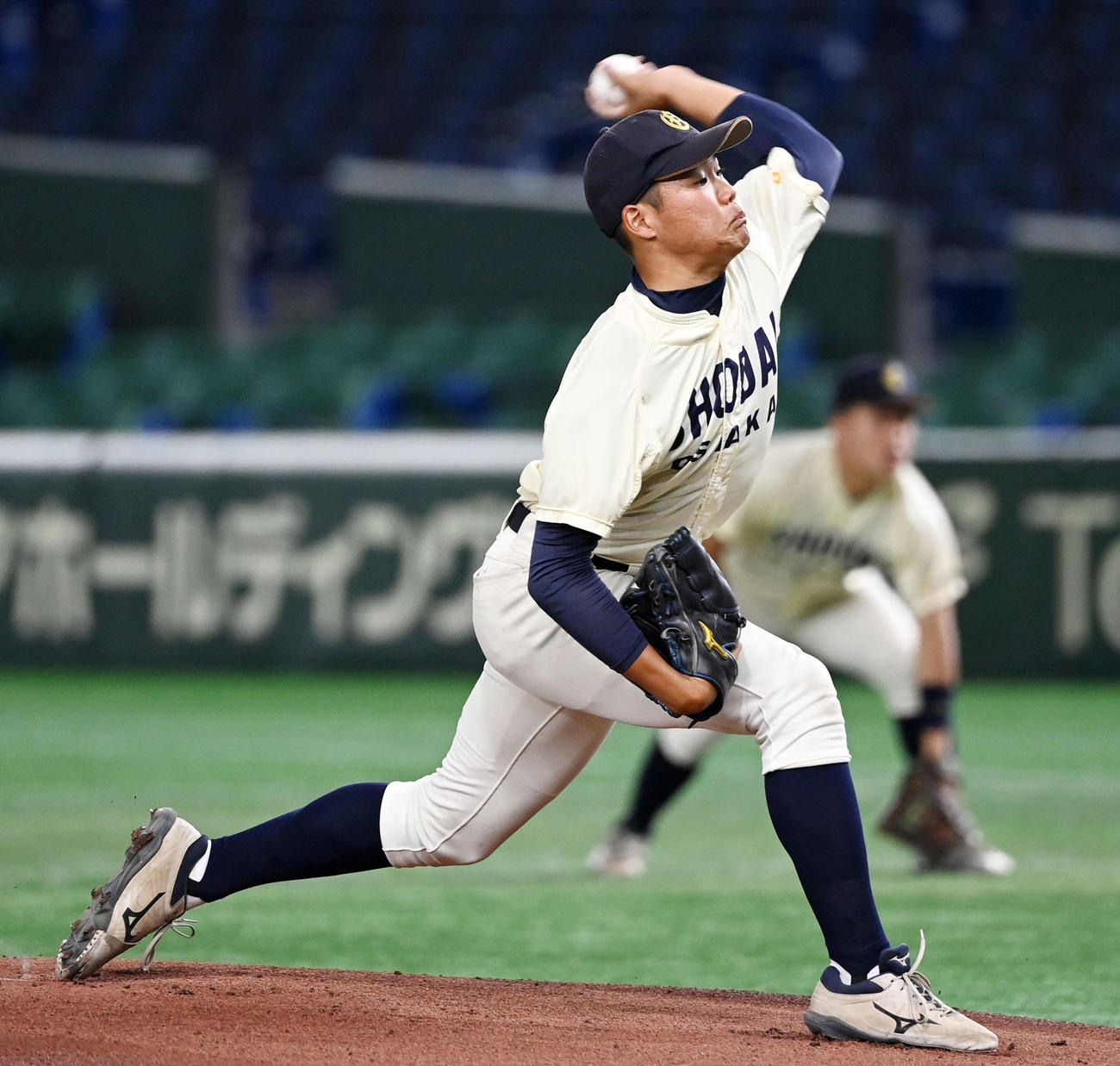 日本文理大対大商大　力投する大商大先発の高（撮影・横山健太）