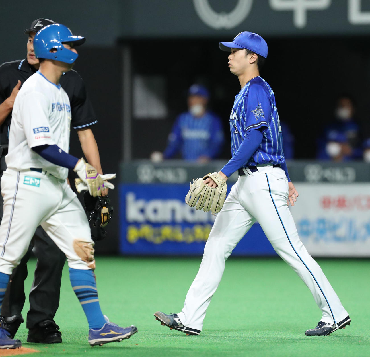 日本ハム対DeNA 3回裏日本ハム無死一、三塁、浅間に先制となる中犠飛を打たれる入江（撮影・佐藤翔太）
