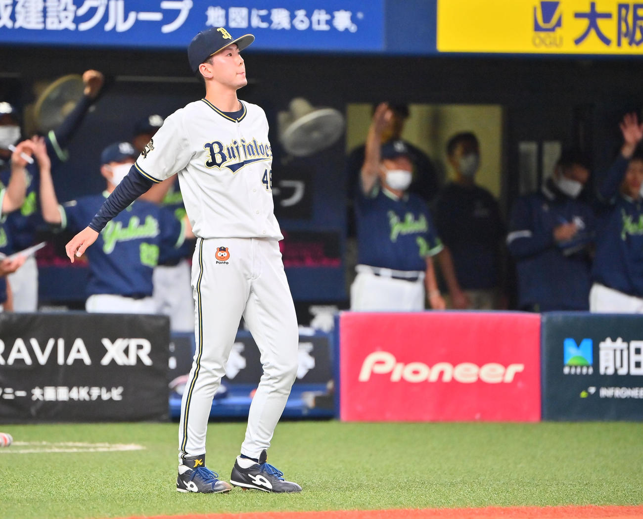 オリックス対ヤクルト　8回に失点するオリックス本田（撮影・和賀正仁）