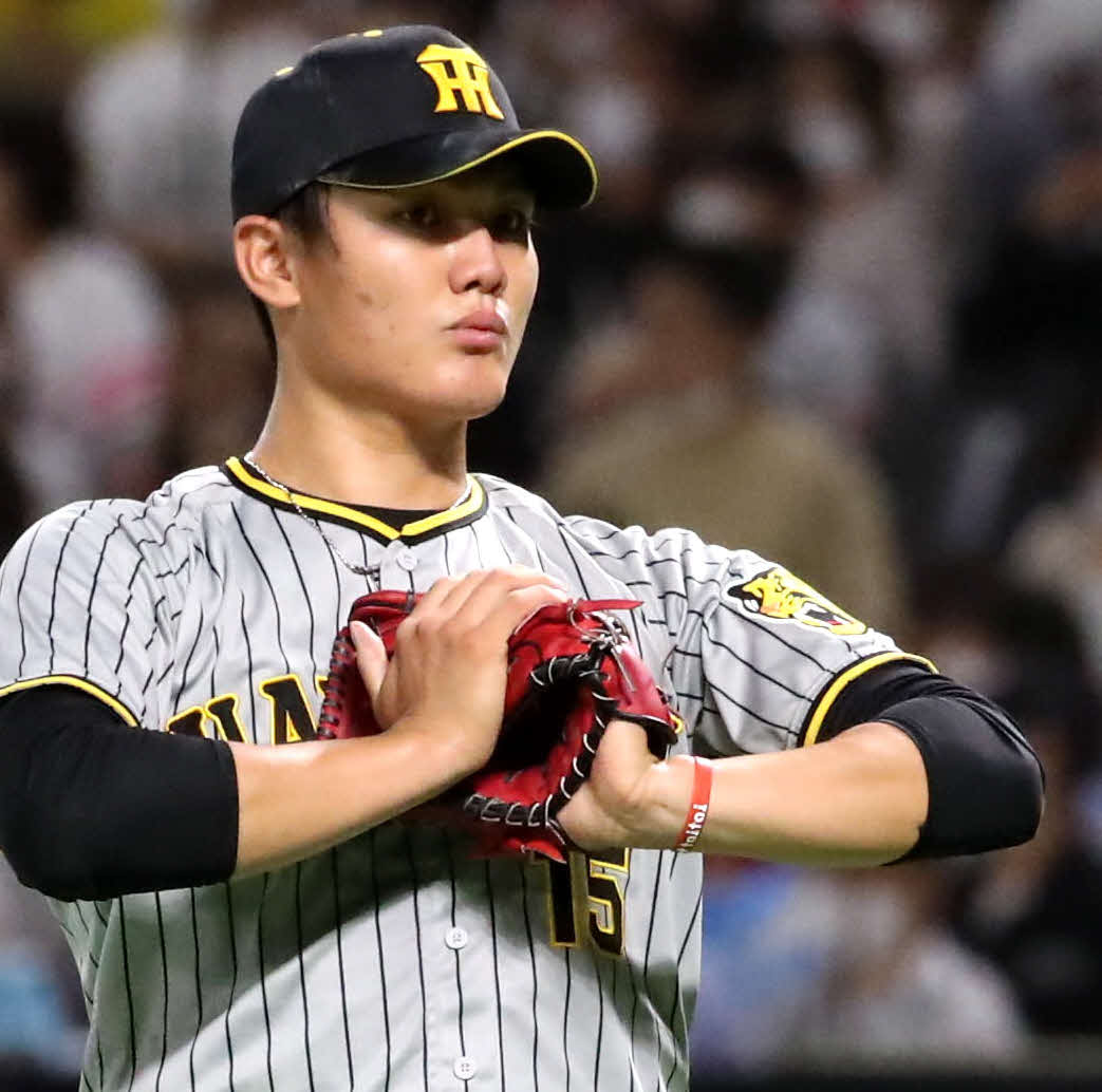 8日　ソフトバンク対阪神　4回裏ソフトバンク無死満塁、明石の二ゴロの間に決勝点を奪われた西純（撮影・加藤哉）