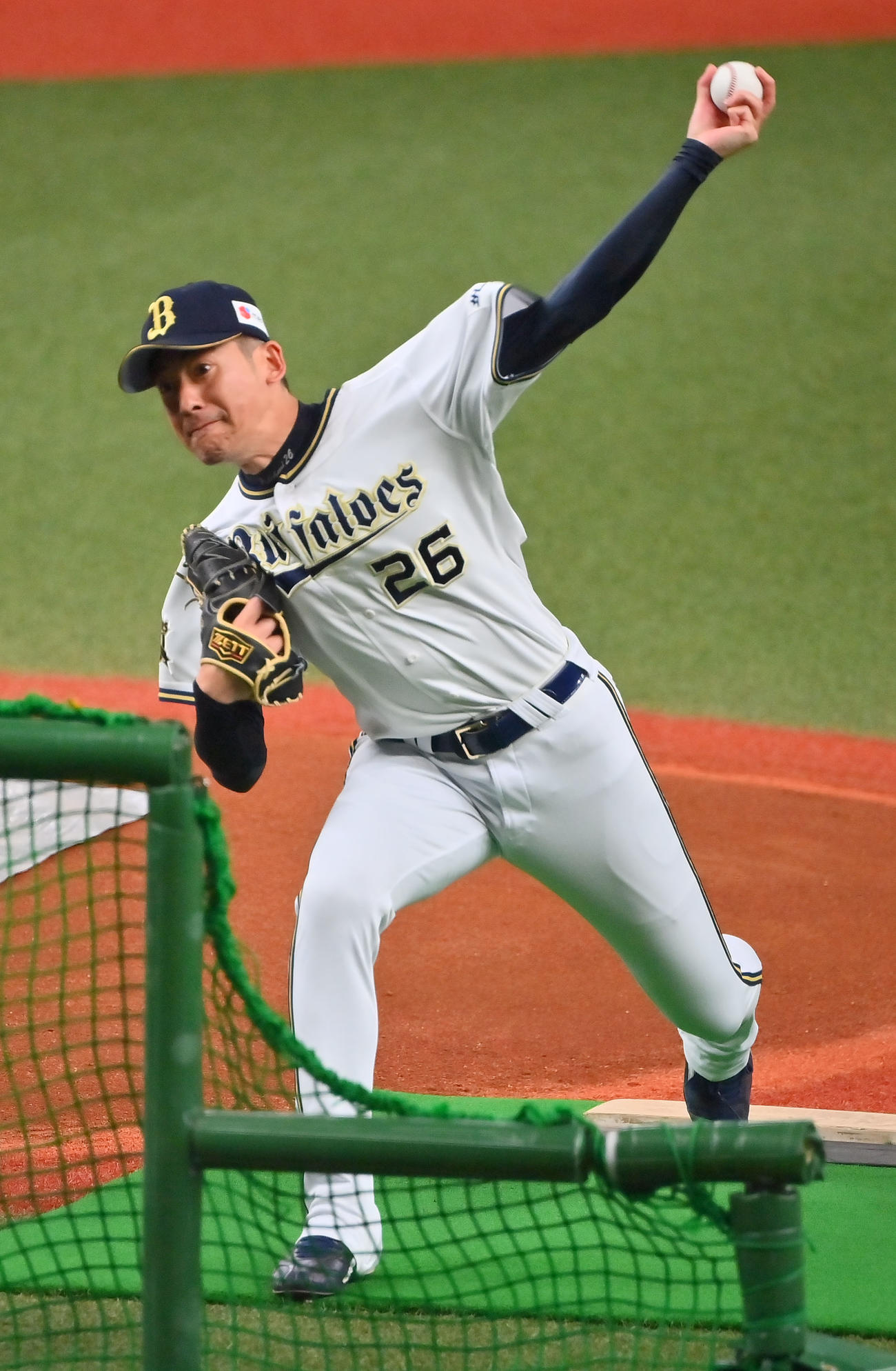 4月20日、試合前に打撃投手を務める能見兼任コーチ