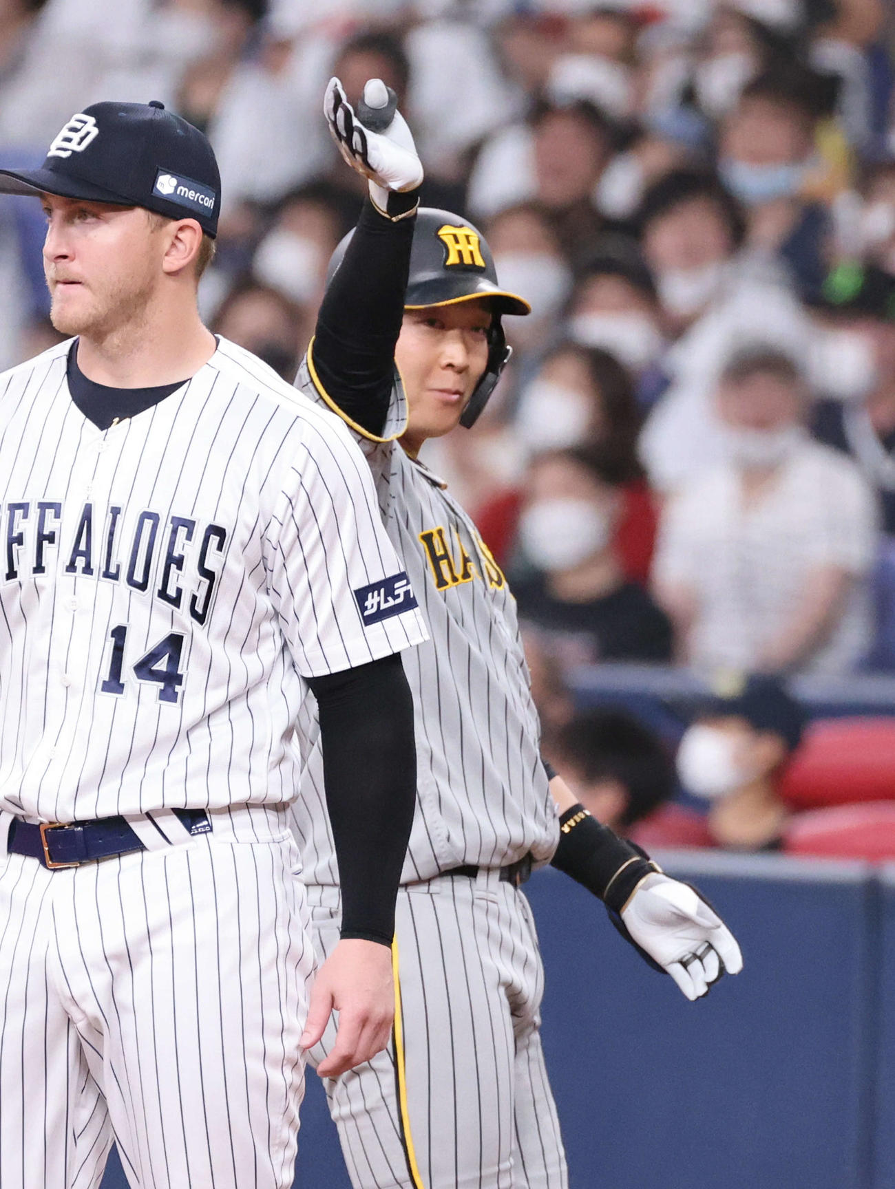 オリックス対阪神　5回表阪神2死満塁、右2点適時打を放った大山（撮影・加藤孝規）