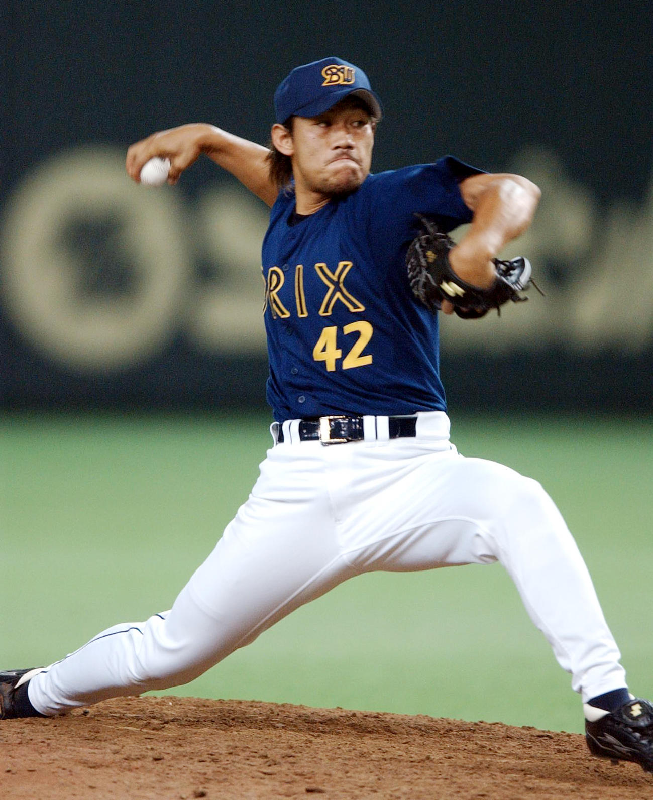 内野手から投手に転向したオリックス萩原（02年8月6日撮影）