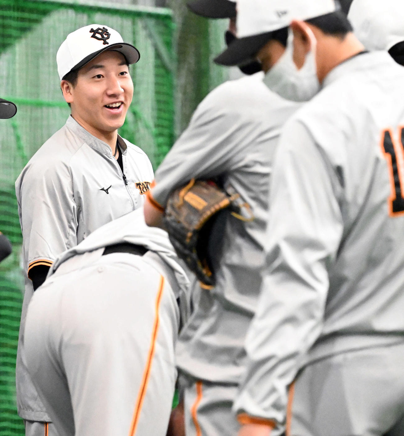 笑顔を見せる巨人大勢（撮影・たえ見朱実）