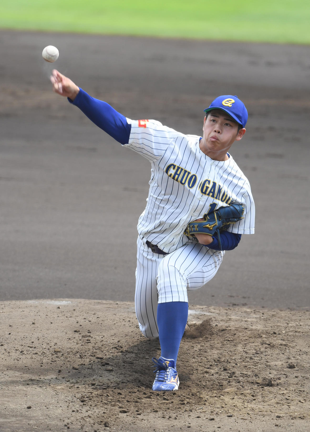 紅白戦に登板し中央学院大・清水（撮影・柴田隆二）