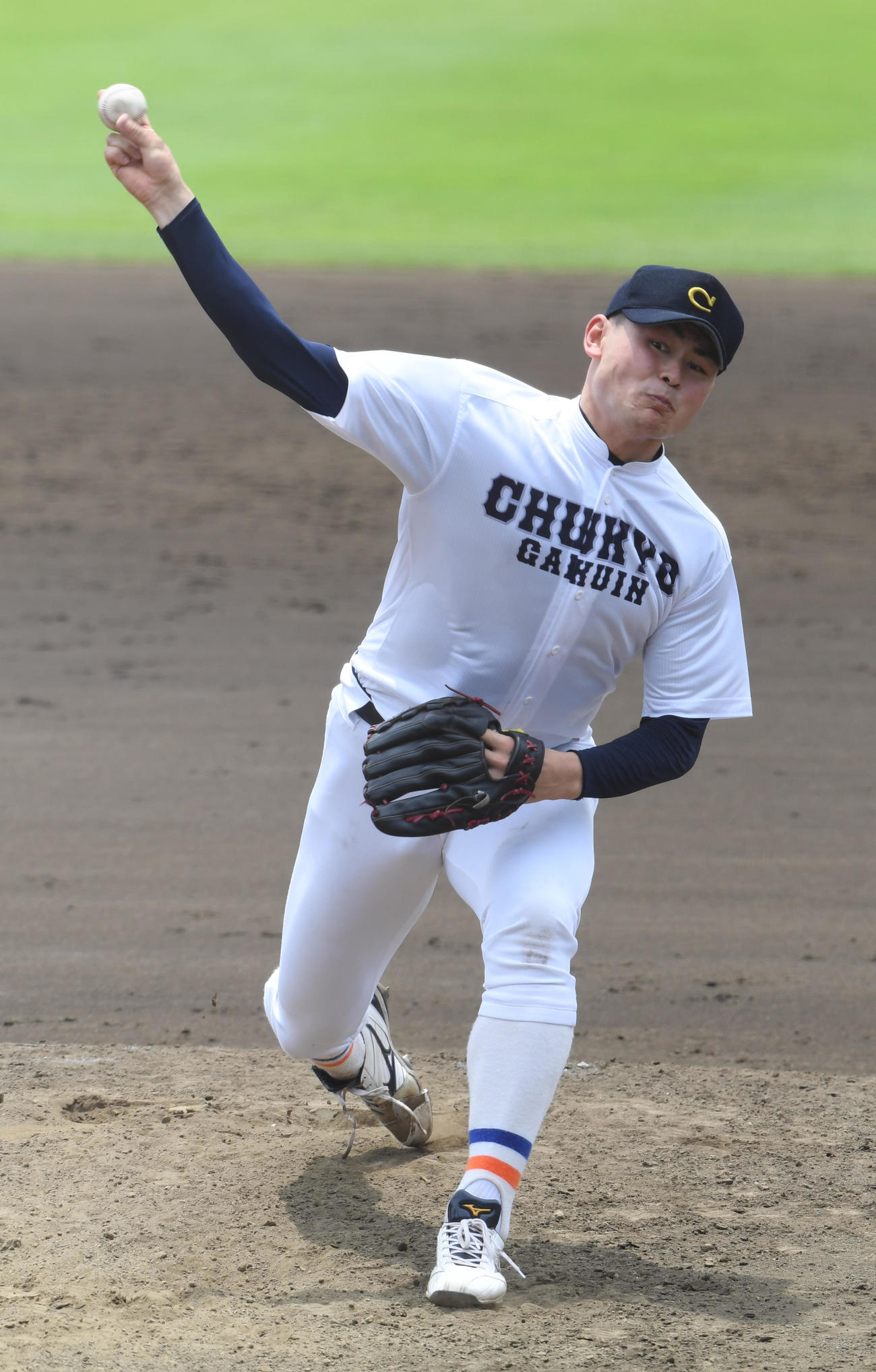紅白戦に登板した中京学院大・赤塚（撮影・柴田隆二）