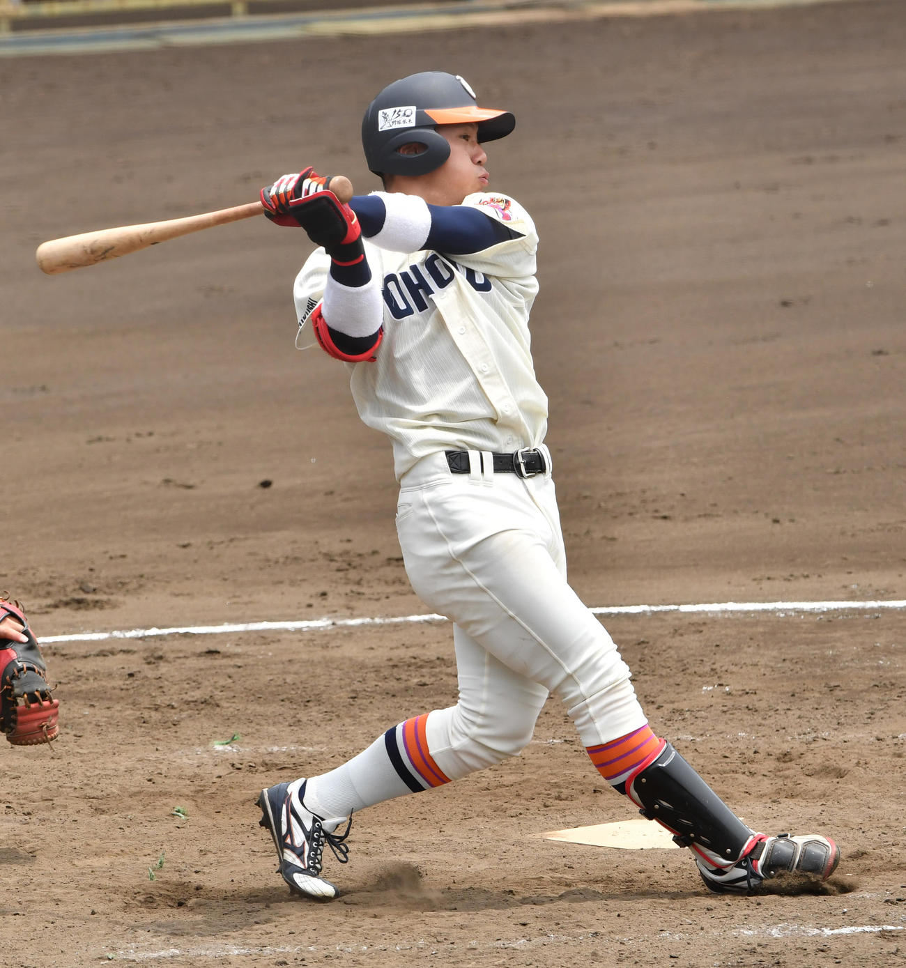 紅白戦、6回、東北福祉大・杉沢は右前に適時打を放つ（撮影・柴田隆二）