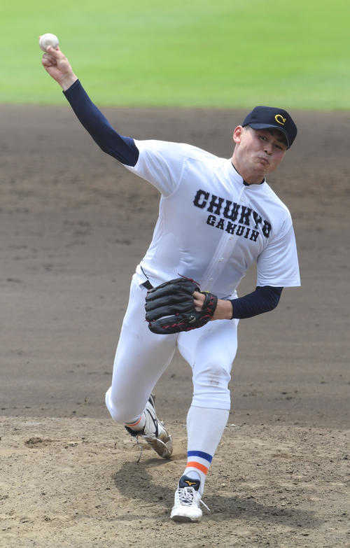 紅白戦に登板した中京学院大・赤塚（撮影・柴田隆二）