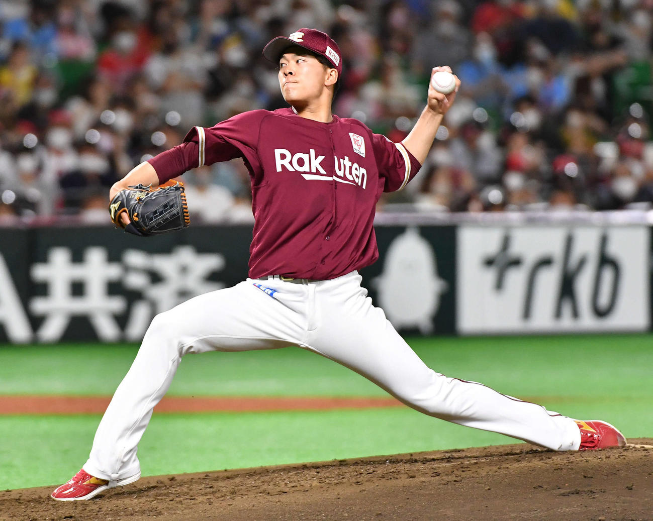 ソフトバンク対楽天　楽天先発の早川（撮影・岩下翔太）