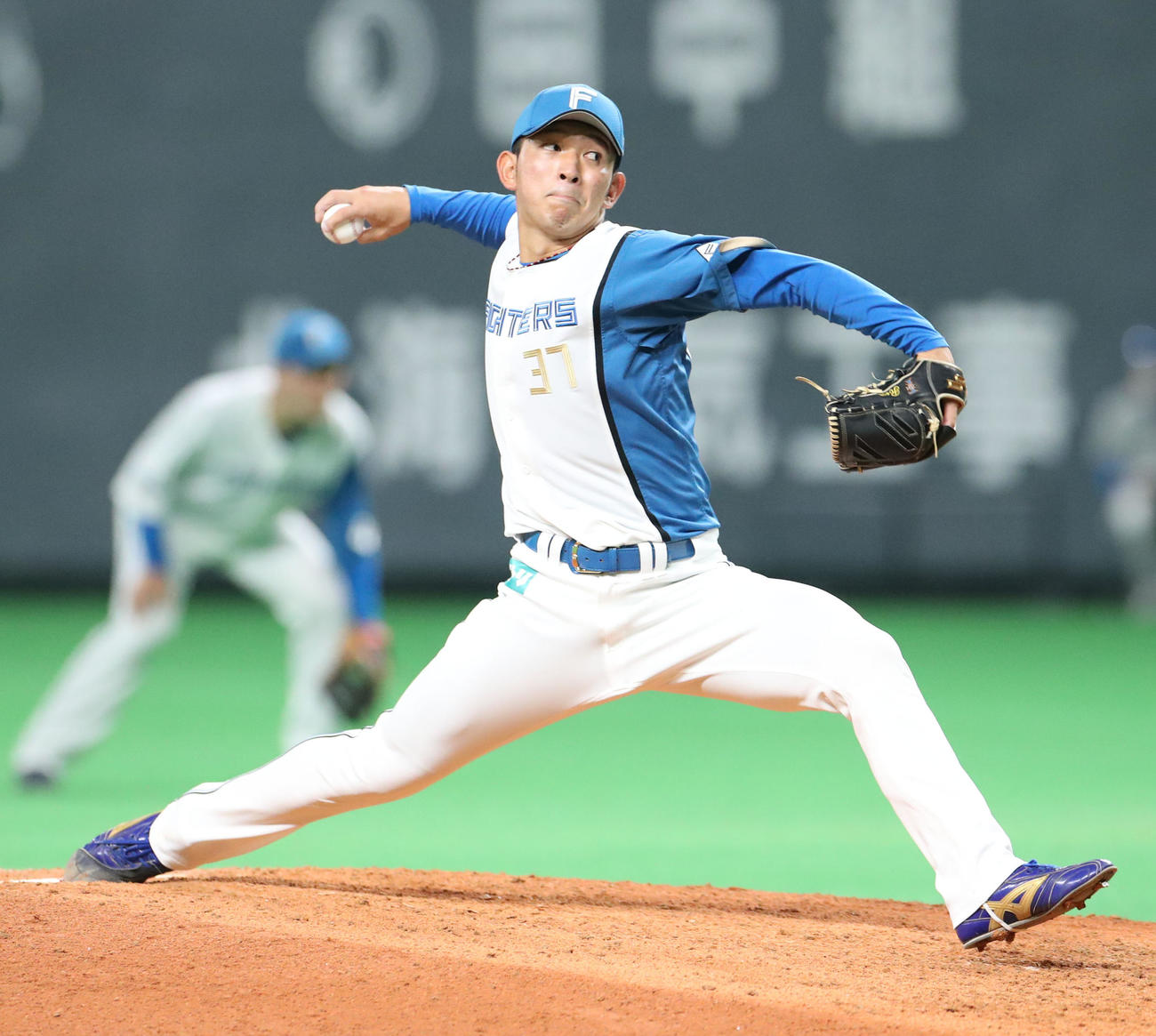 日本ハム対ロッテ　日本ハム4番手の柿木（撮影・佐藤翔太）