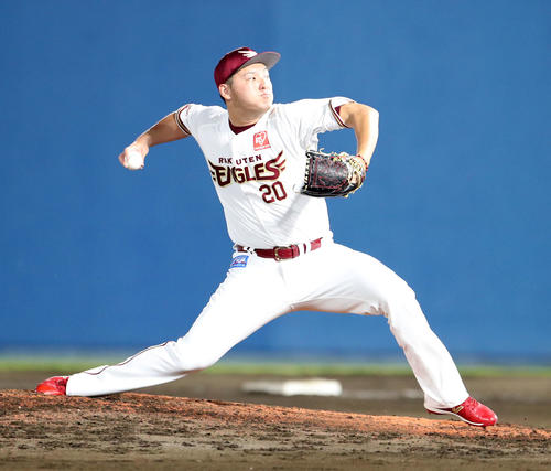 楽天対日本ハム　楽天3番手の安楽（撮影・佐藤翔太）